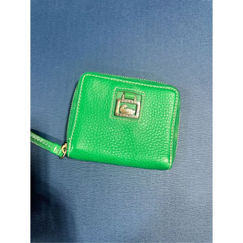 Dooney & Bourke Vibrant Green Pebbled Leather Zip Wristlet Wallet